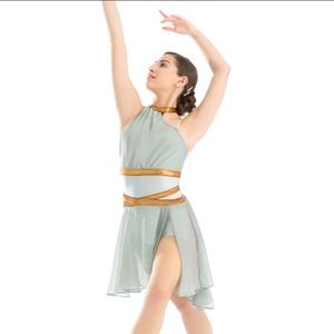 Revolution Dance Costume 793 How It Ends size MA